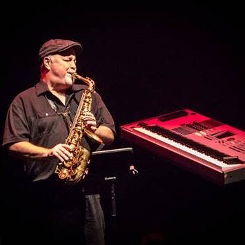 Mark Douthit - Photo 3